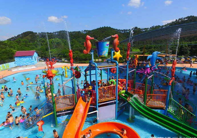 石龍灣水上樂園